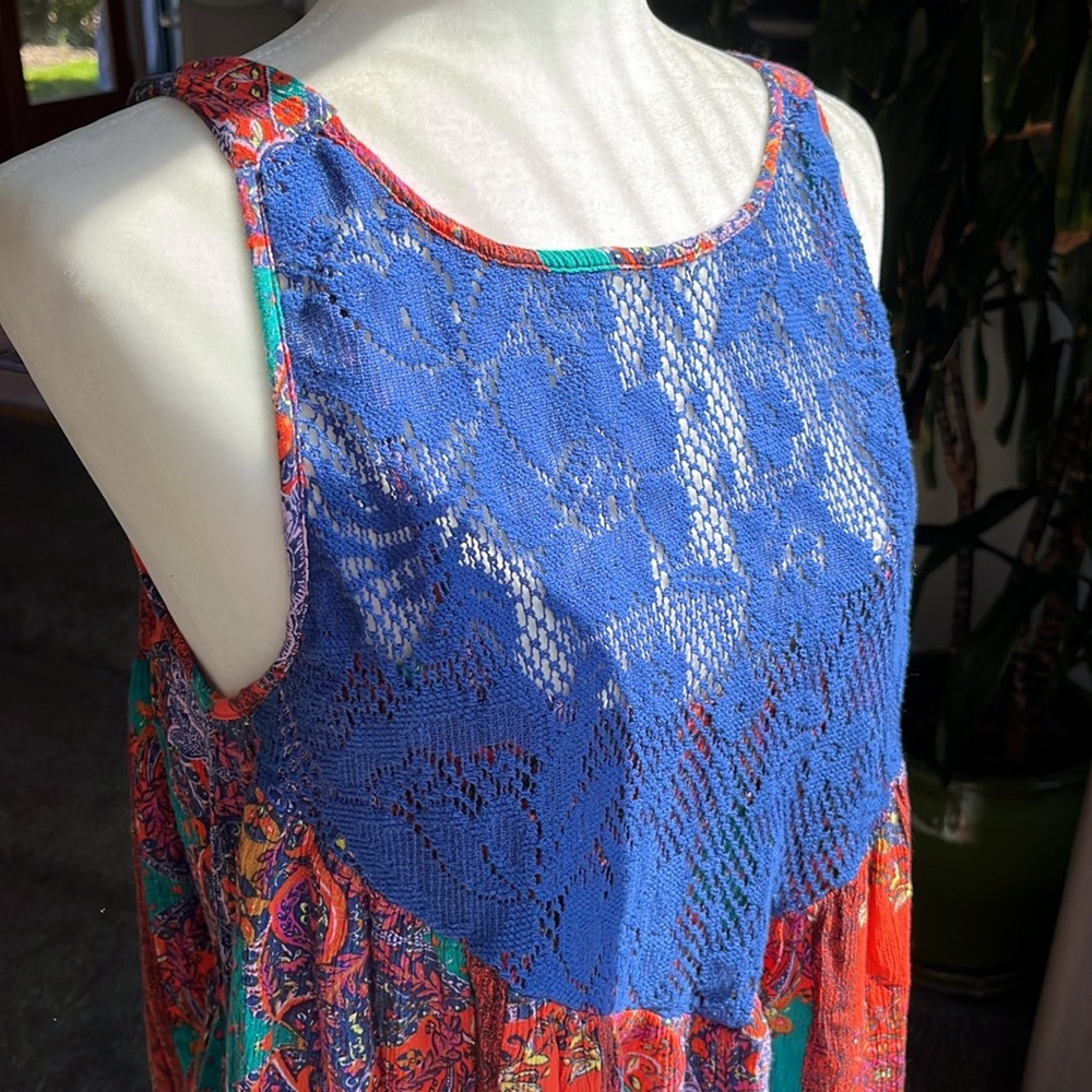 🍭Intimately Free People Lace Floral Embroidered Tank Top Camisole Tee XS